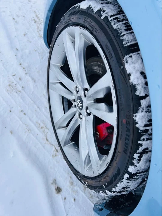 2010 Hyundai Genesis - Image 7 of 8