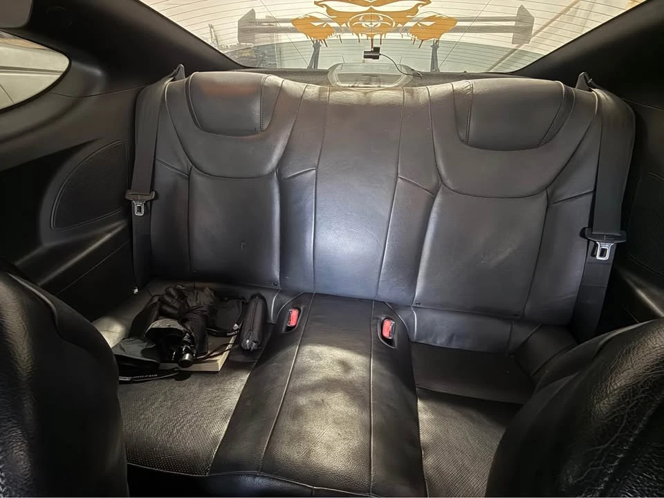 2010 Hyundai Genesis - Image 6 of 9