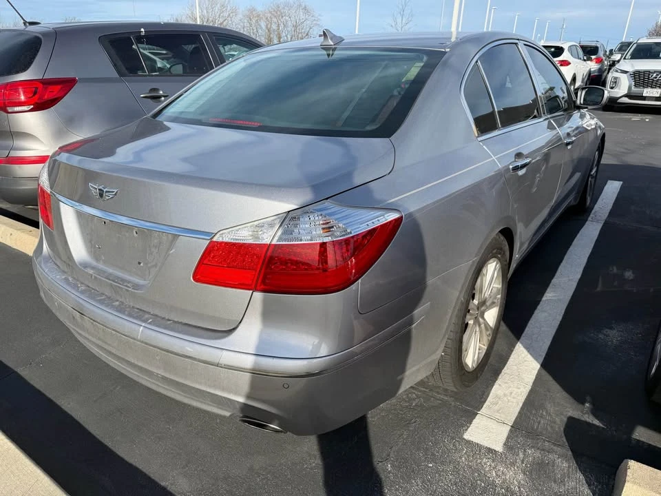 2010 Hyundai Genesis - Image 3 of 6