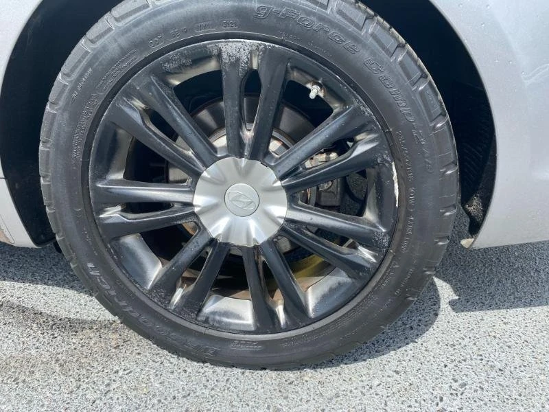 2010 Hyundai Genesis - Image 16 of 18