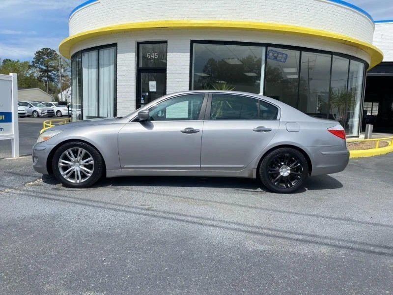 2010 Hyundai Genesis - Image 3 of 18