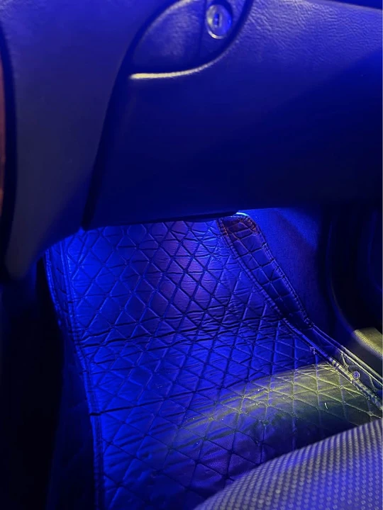 2010 Hyundai Genesis - Image 10 of 12