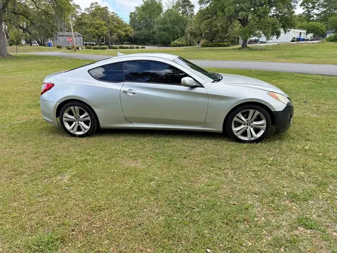 2010 Hyundai Genesis