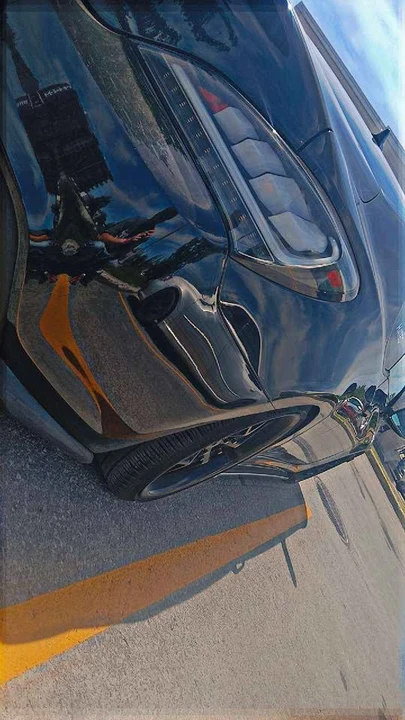 2010 Hyundai Genesis - Image 2 of 2