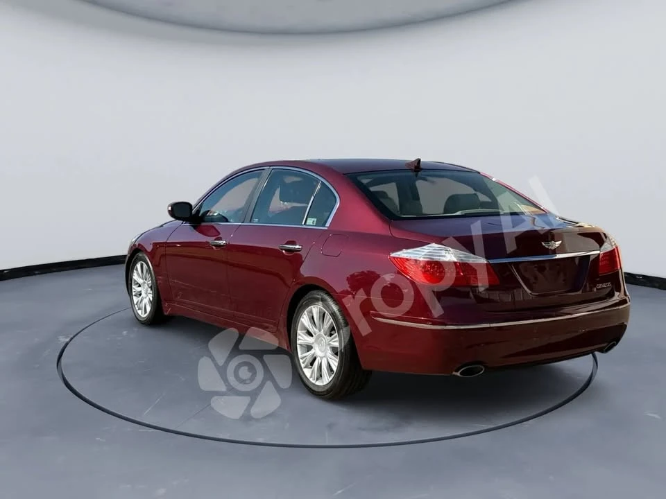 2010 Hyundai Genesis - Image 8 of 16