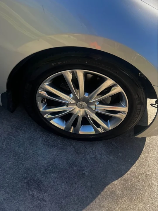 2010 Hyundai Genesis - Image 4 of 7