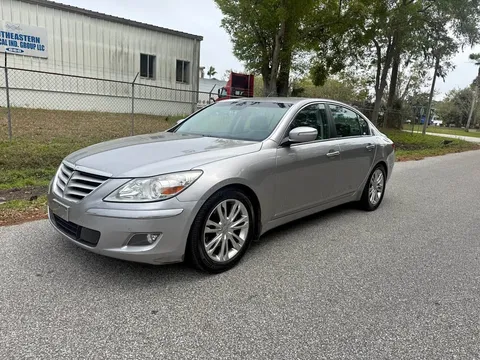 2010 Hyundai Genesis 3.8 Sedan