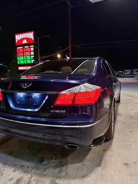 2010 Hyundai Genesis 3.8 Sedan
