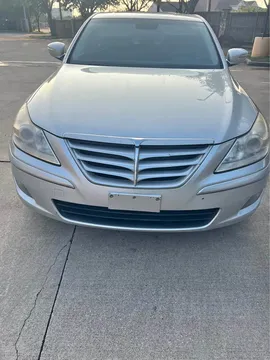 2010 Hyundai Genesis 3.8 Sedan