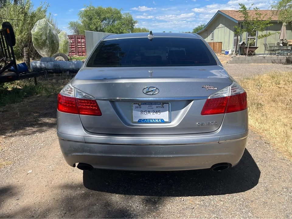 2010 Hyundai Genesis - Image 2 of 13