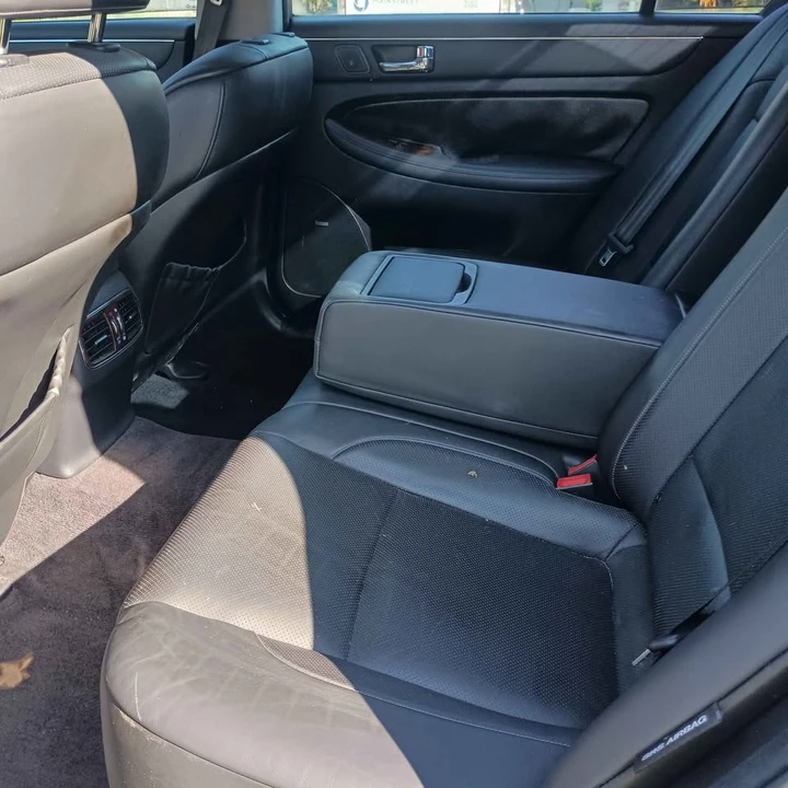 2010 Hyundai Genesis - Image 6 of 7