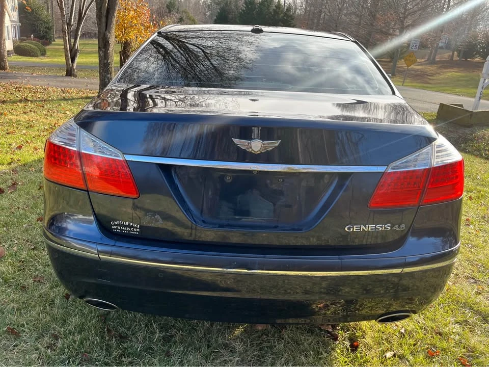 2010 Hyundai Genesis - Image 4 of 20