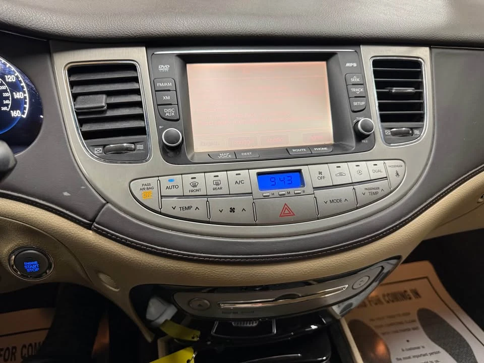 2010 Hyundai Genesis - Image 18 of 18