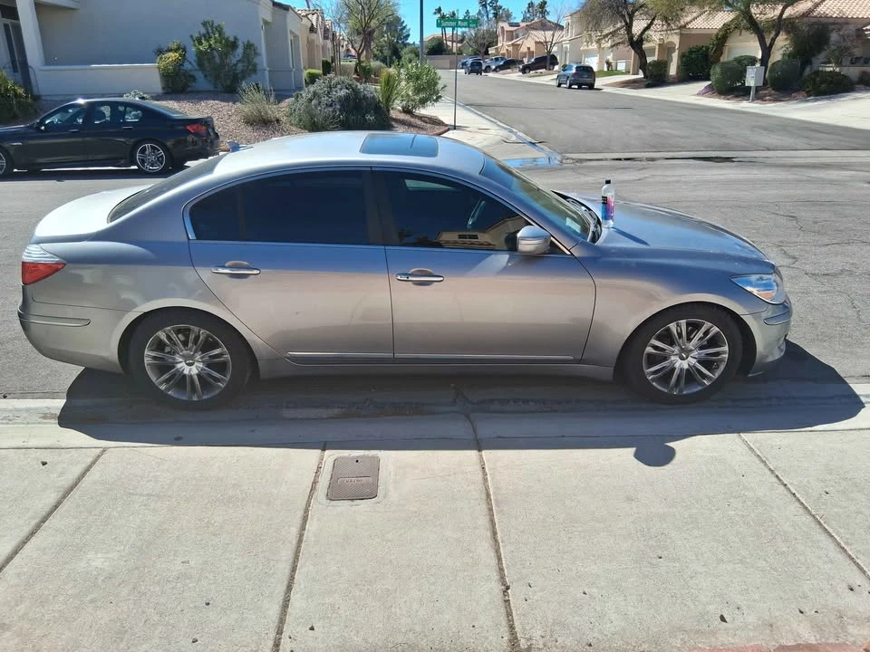 2010 Hyundai Genesis - Image 2 of 10