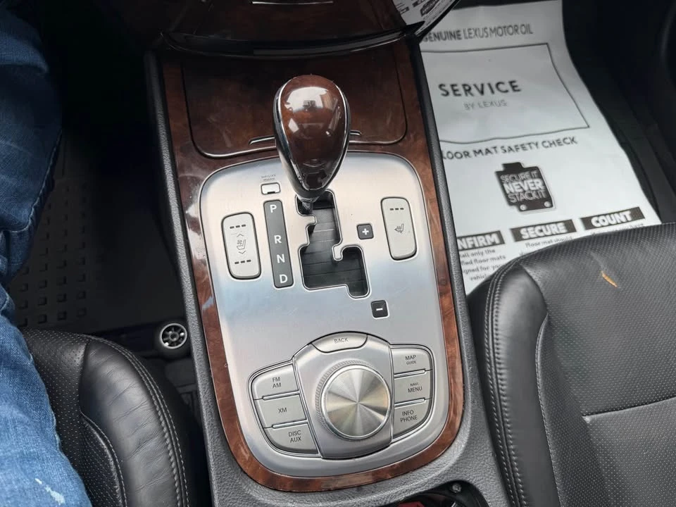 2010 Hyundai Genesis - Image 13 of 17