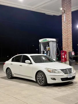 2010 Hyundai Genesis 4.6 Sedan