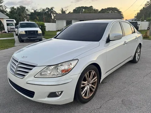 2010 Hyundai Genesis 4.6 Sedan