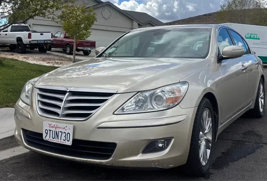 2010 Hyundai Genesis 4.6 Sedan