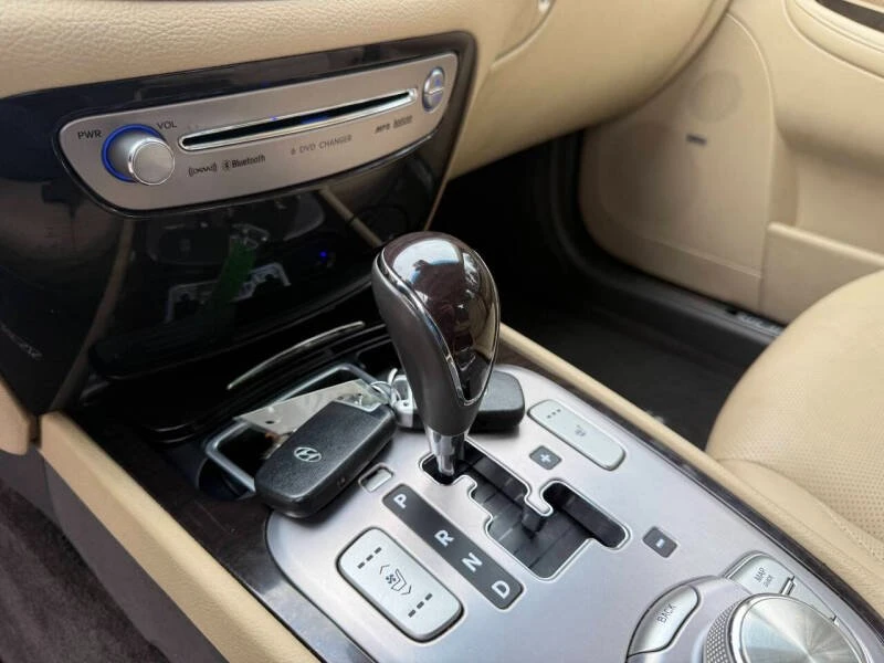 2010 Hyundai Genesis - Image 20 of 20