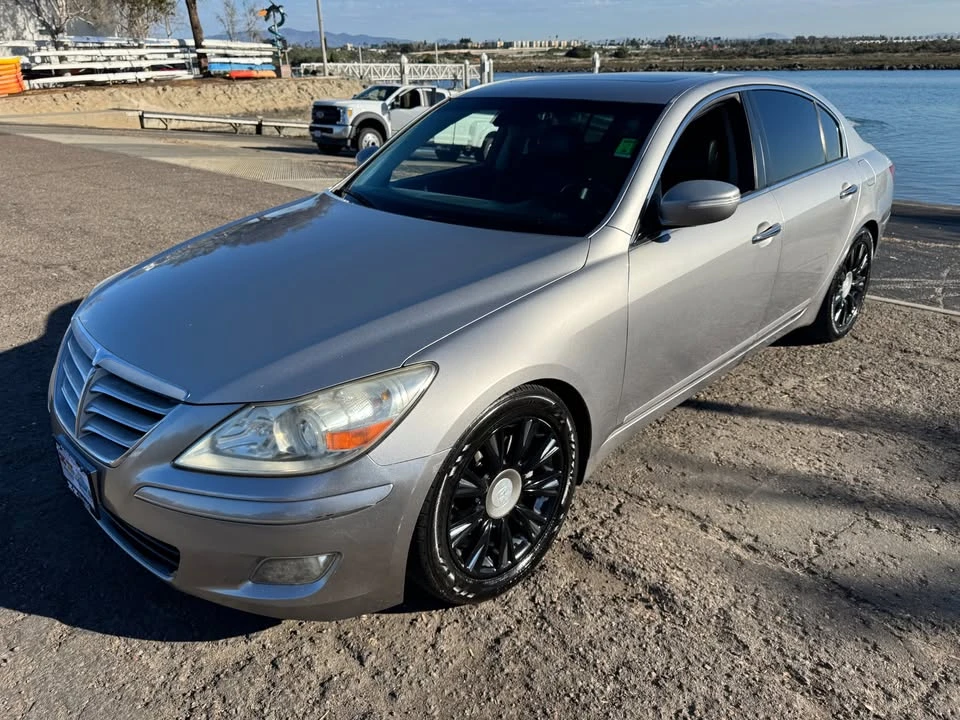 2010 Hyundai Genesis - Image 3 of 20