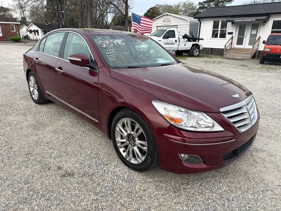 2010 Hyundai Genesis - Image 3 of 16