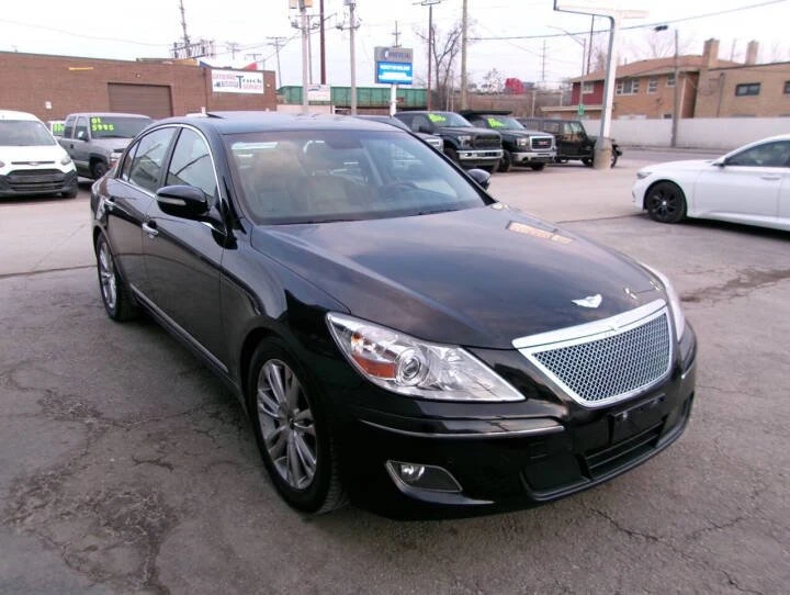 2010 Hyundai Genesis - Image 7 of 17