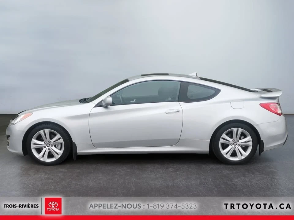 2010 Hyundai Genesis - Image 5 of 20