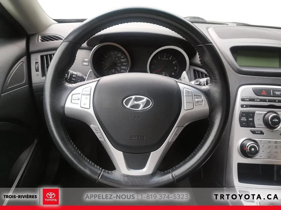 2010 Hyundai Genesis - Image 18 of 20