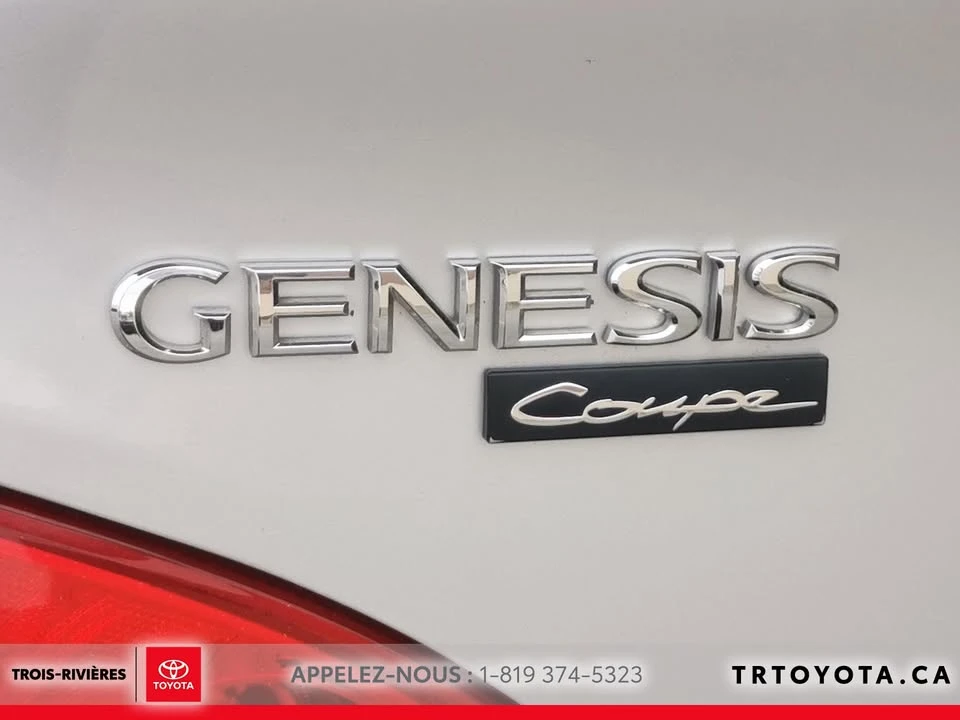 2010 Hyundai Genesis - Image 8 of 20