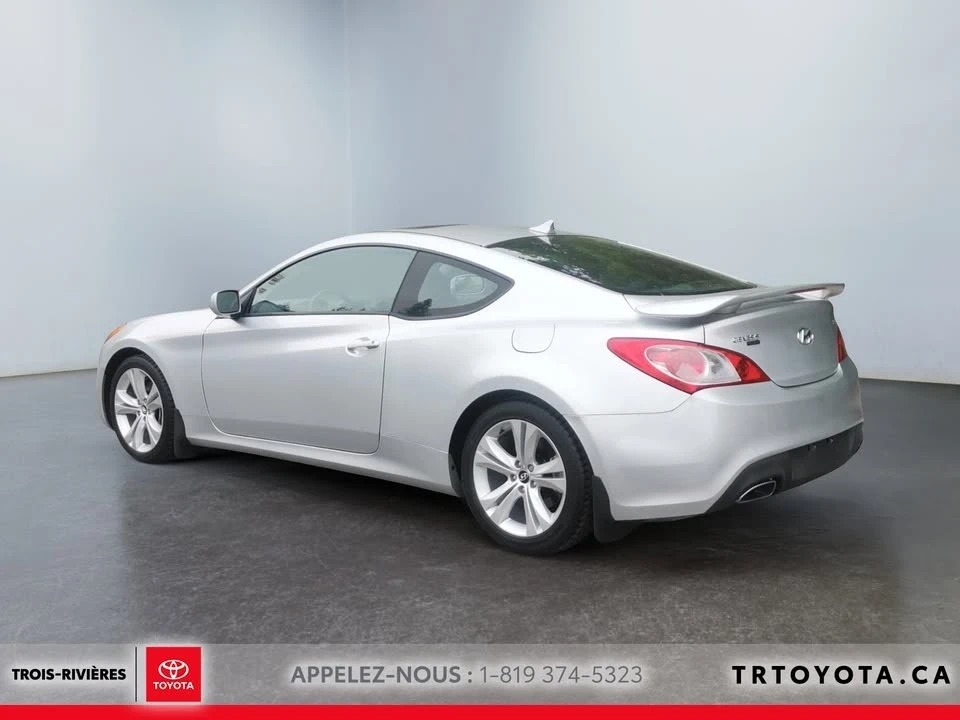 2010 Hyundai Genesis - Image 4 of 20