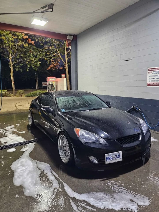2010 Hyundai Genesis Coupe - Image 3 of 11