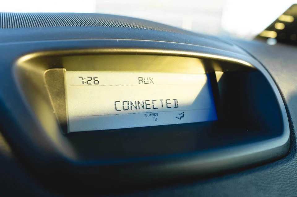 2010 Hyundai Genesis Coupe - Image 15 of 17