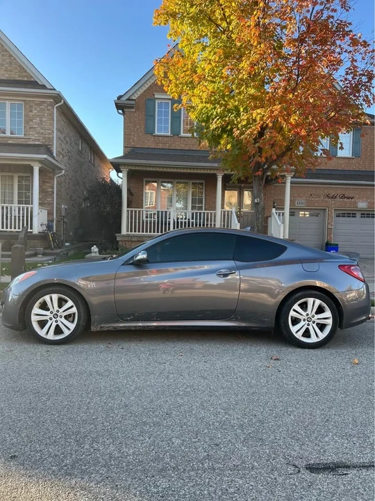 2010 Hyundai Genesis Coupe - Image 3 of 10