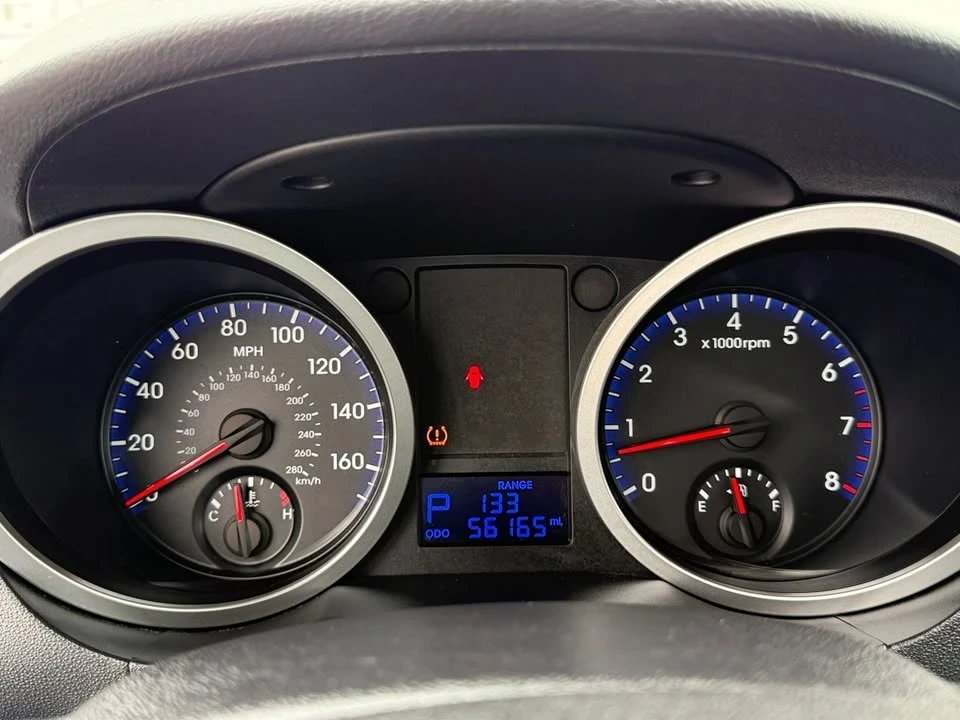 2010 Hyundai Genesis Coupe - Image 12 of 17