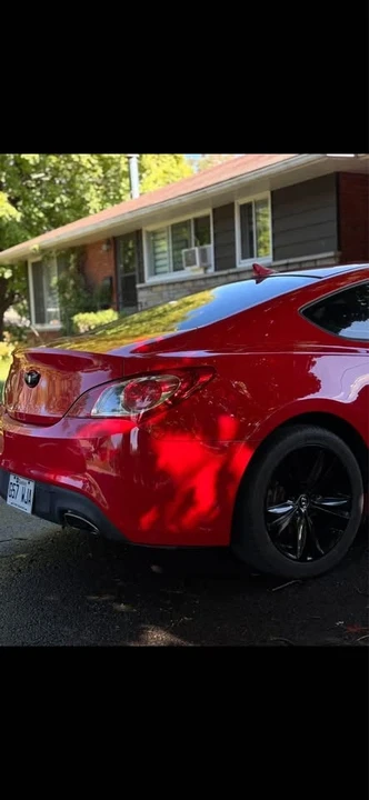 2010 Hyundai Genesis Coupe - Image 8 of 13