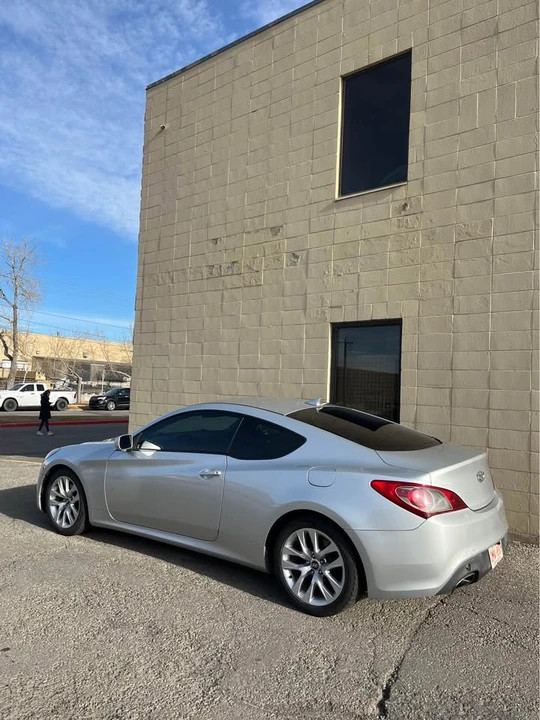 2010 Hyundai Genesis Coupe - Image 10 of 10