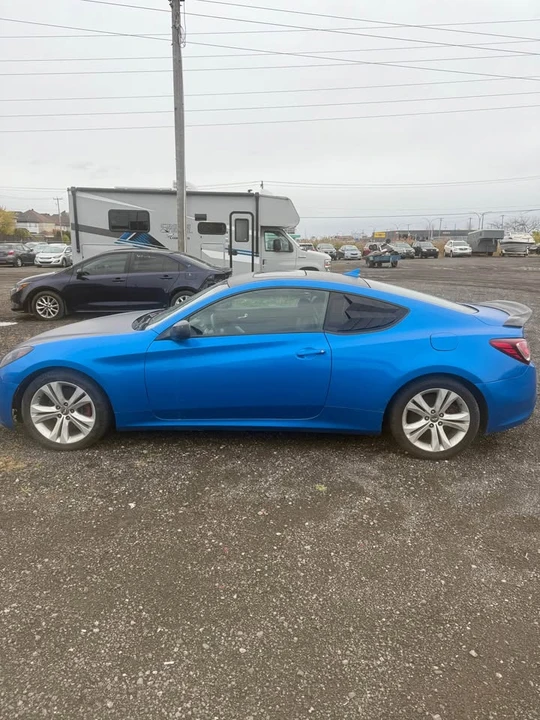2010 Hyundai Genesis Coupe - Image 7 of 13