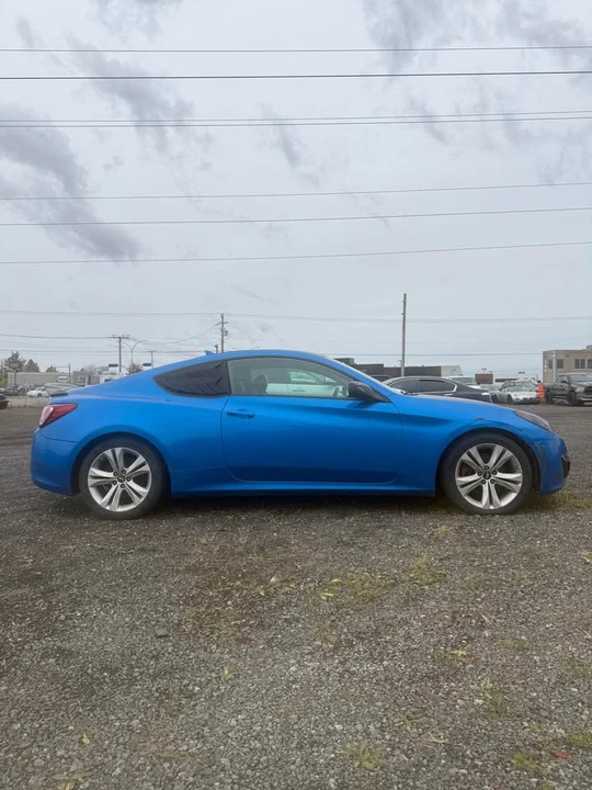 2010 Hyundai Genesis Coupe - Image 3 of 13