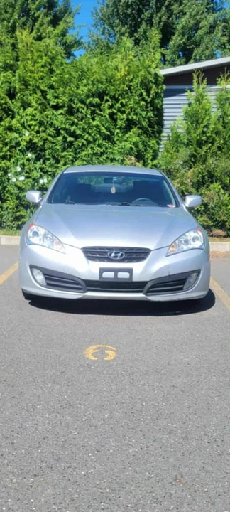 2010 Hyundai Genesis Coupe - Image 6 of 6
