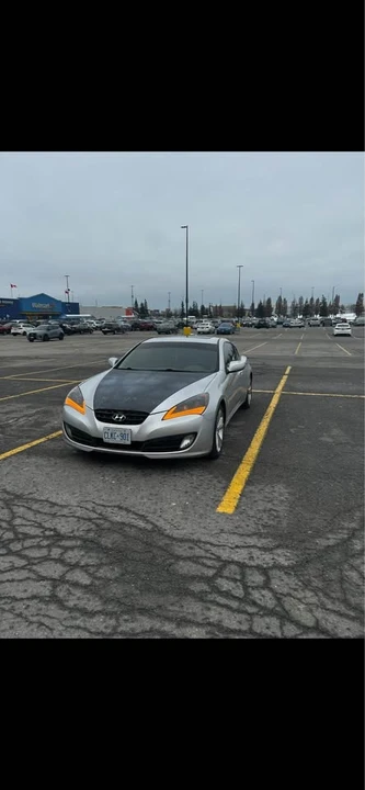 2010 Hyundai Genesis Coupe - Image 7 of 9