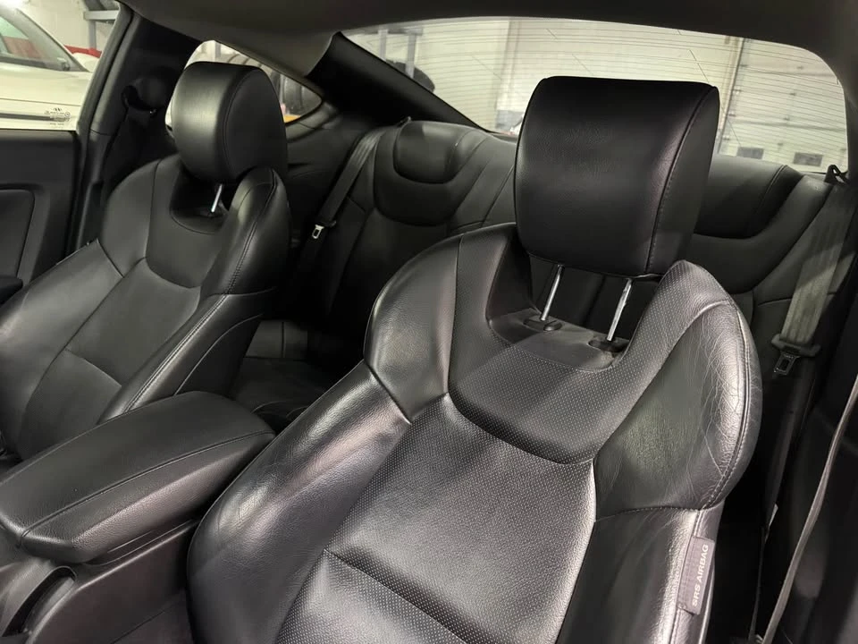 2010 Hyundai Genesis Coupe - Image 13 of 16