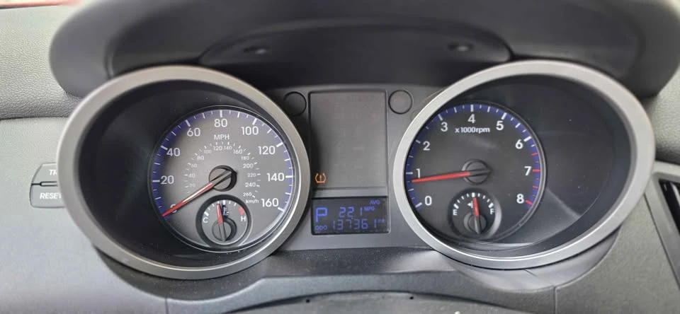 2010 Hyundai Genesis Coupe - Image 3 of 5