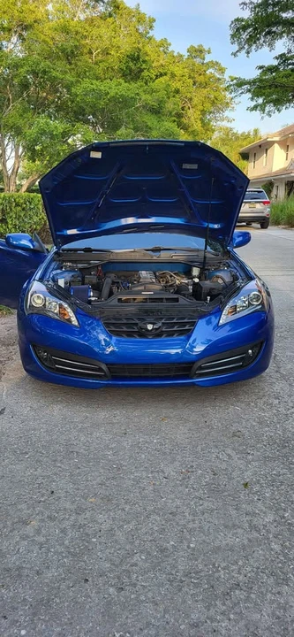 2010 Hyundai Genesis Coupe - Image 3 of 7