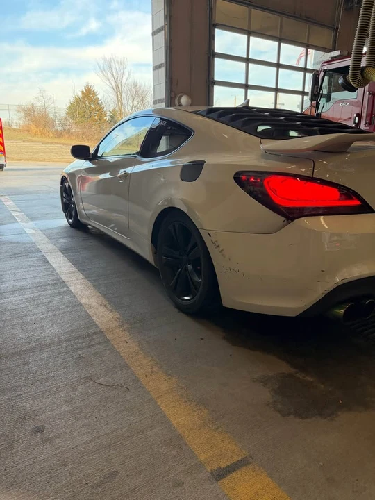 2010 Hyundai Genesis Coupe - Image 3 of 20
