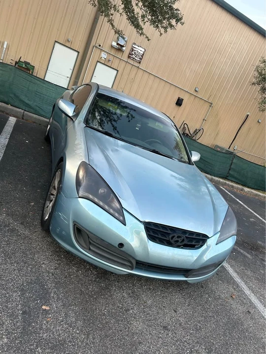 2010 Hyundai Genesis Coupe - Image 8 of 9