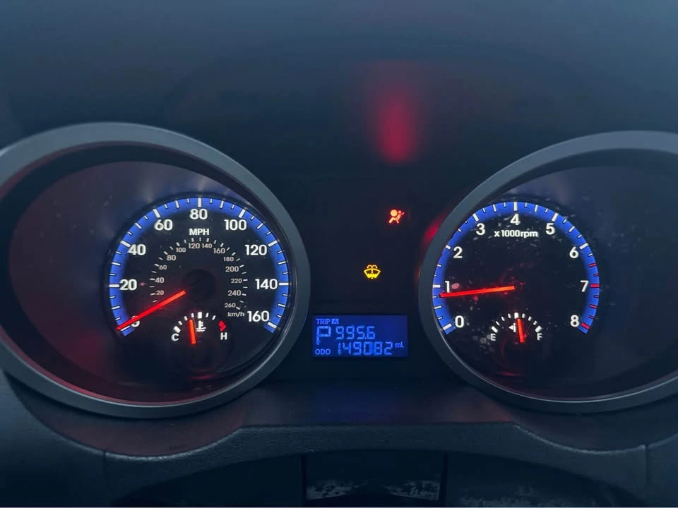 2010 Hyundai Genesis Coupe - Image 2 of 12