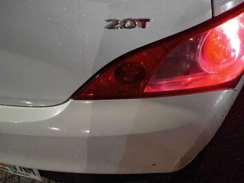 2010 Hyundai Genesis Coupe - Image 10 of 11