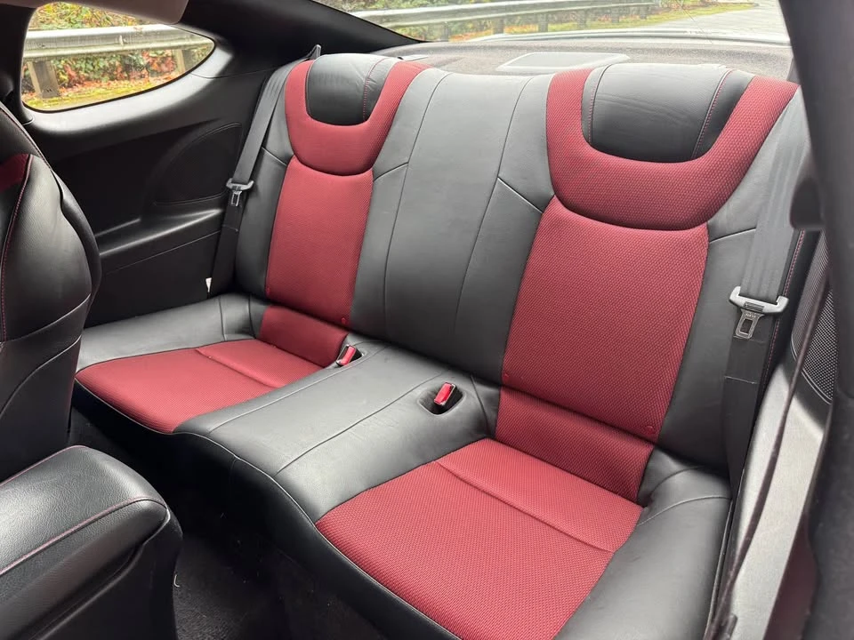 2010 Hyundai Genesis Coupe - Image 6 of 14