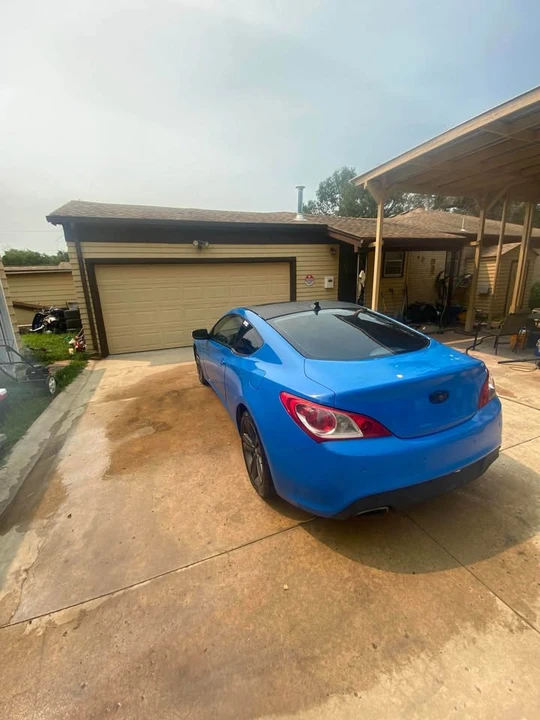 2010 Hyundai Genesis Coupe - Image 5 of 8