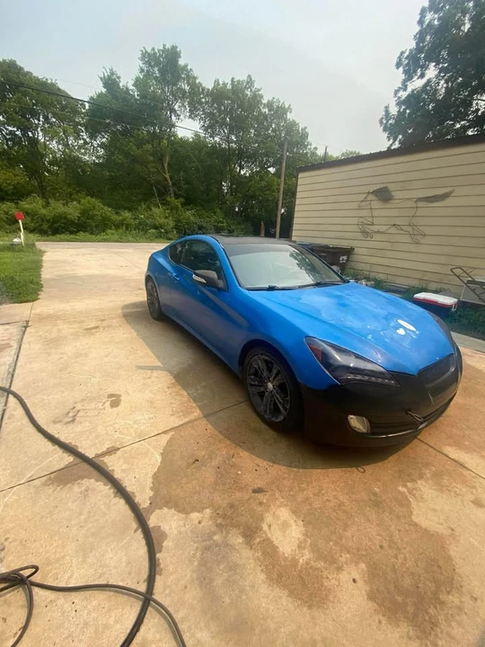 2010 Hyundai Genesis Coupe - Image 8 of 8